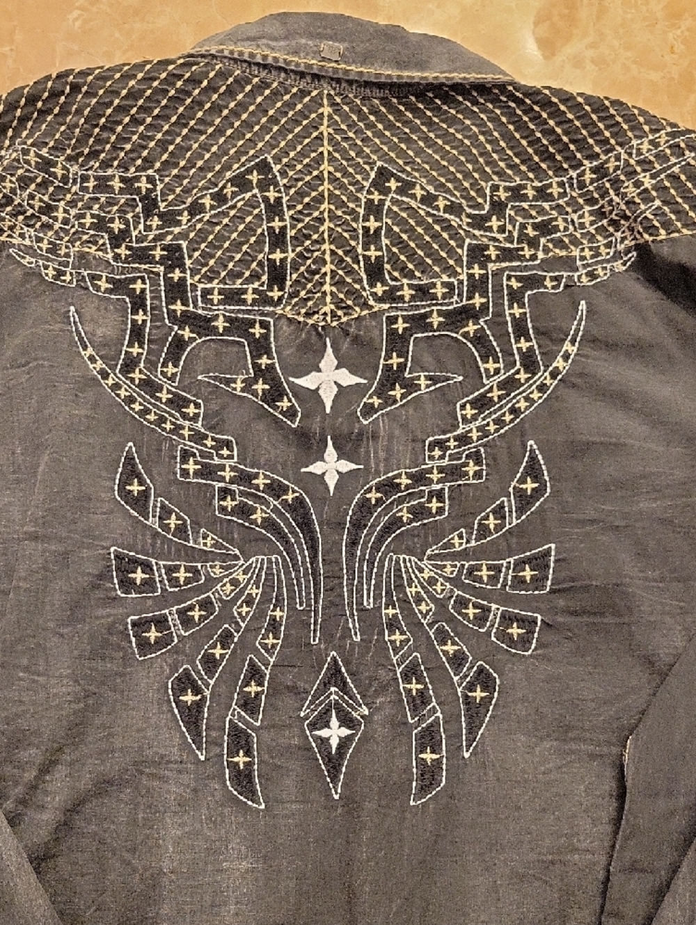*Roar Black Embroidered Western-Style Men's Button-Up Shirt - Picture 5 of 14